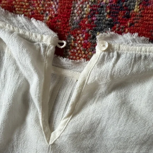 Velvet Graham & Spencer Cream Floral Embroidered Jeslyn Blouse - Picture 11 of 11